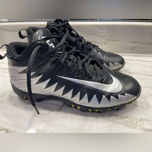 Nike Football Cleats-Men’s 7